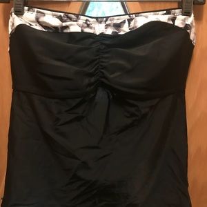 Athleta 36 D/DD strapless swim top